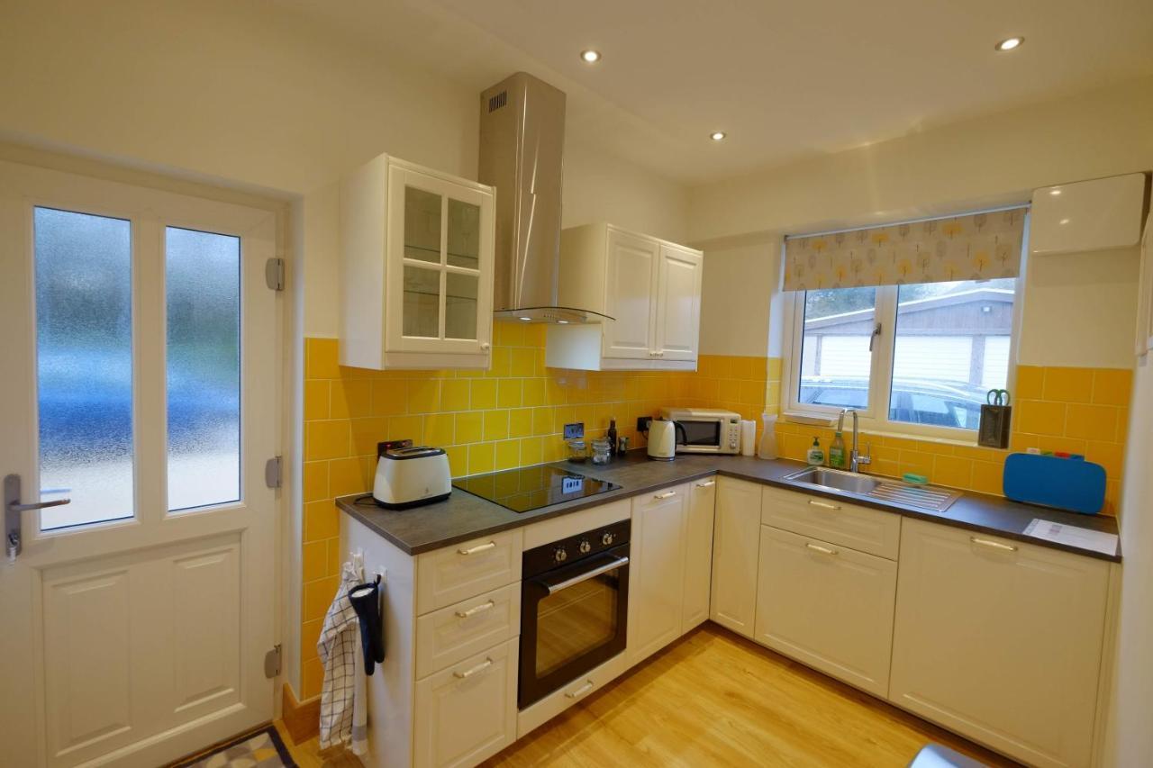 The Annex Appartement Milford on Sea Buitenkant foto